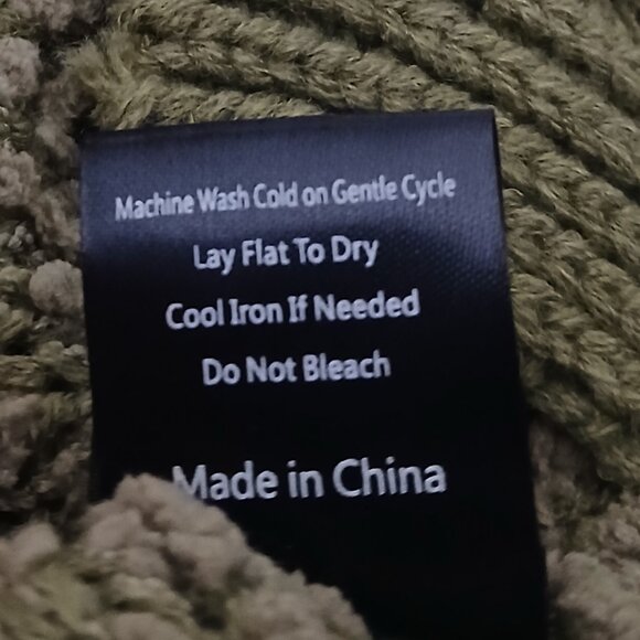 POL Sweater L Hooded Oversized Olive Green Popcorn Knit - Picture 10 of 10